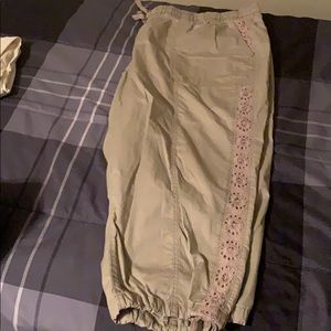 Tan capris Sz 22/24